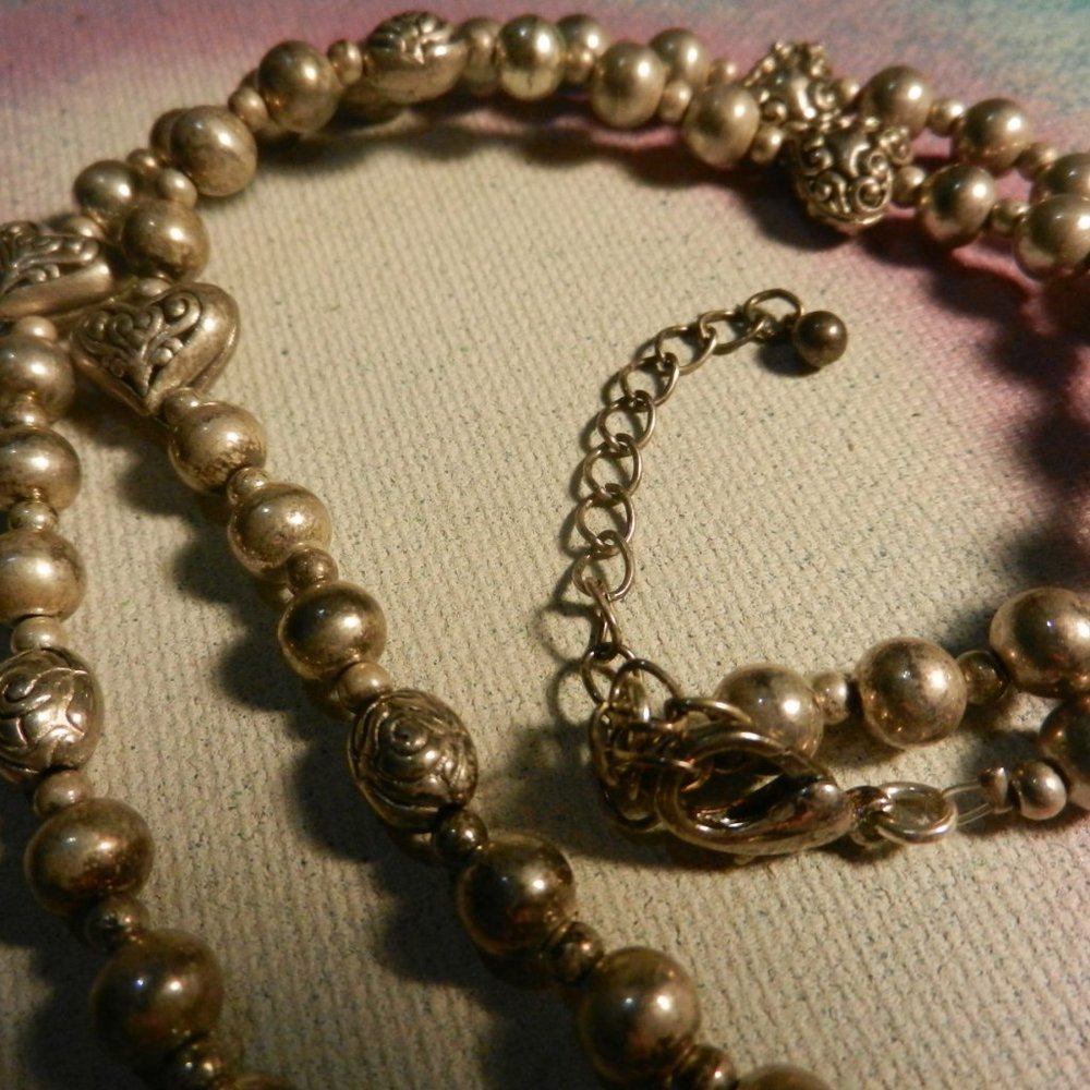 VTG hearts a'gogo silver necklace long silver tone filigree beaded pendant heart - Picture 8 of 16